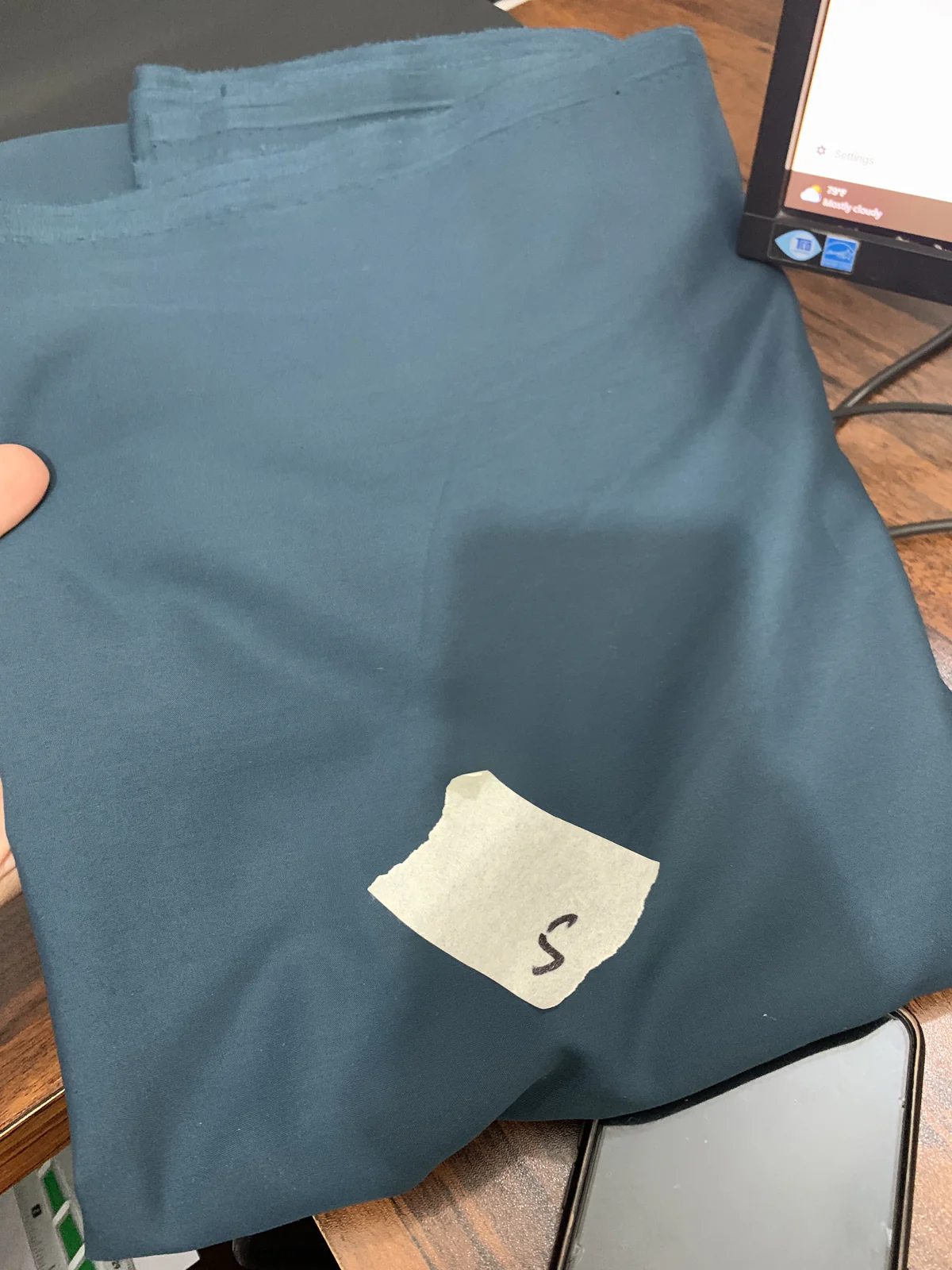 SUMMER WASH & WEAR- Luxury UNstitched 4 METER SUIT - Image 2